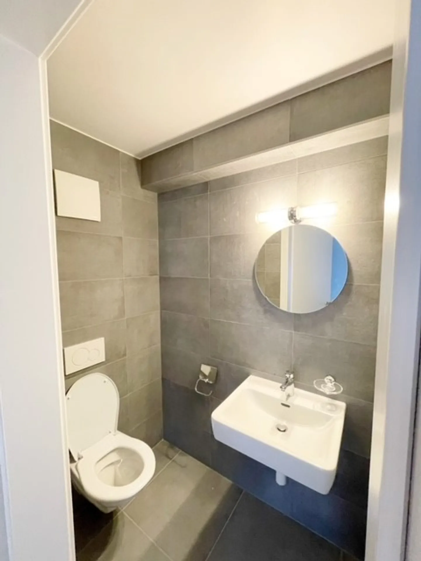 3.5 Room Apartment - Photo 9 of 10