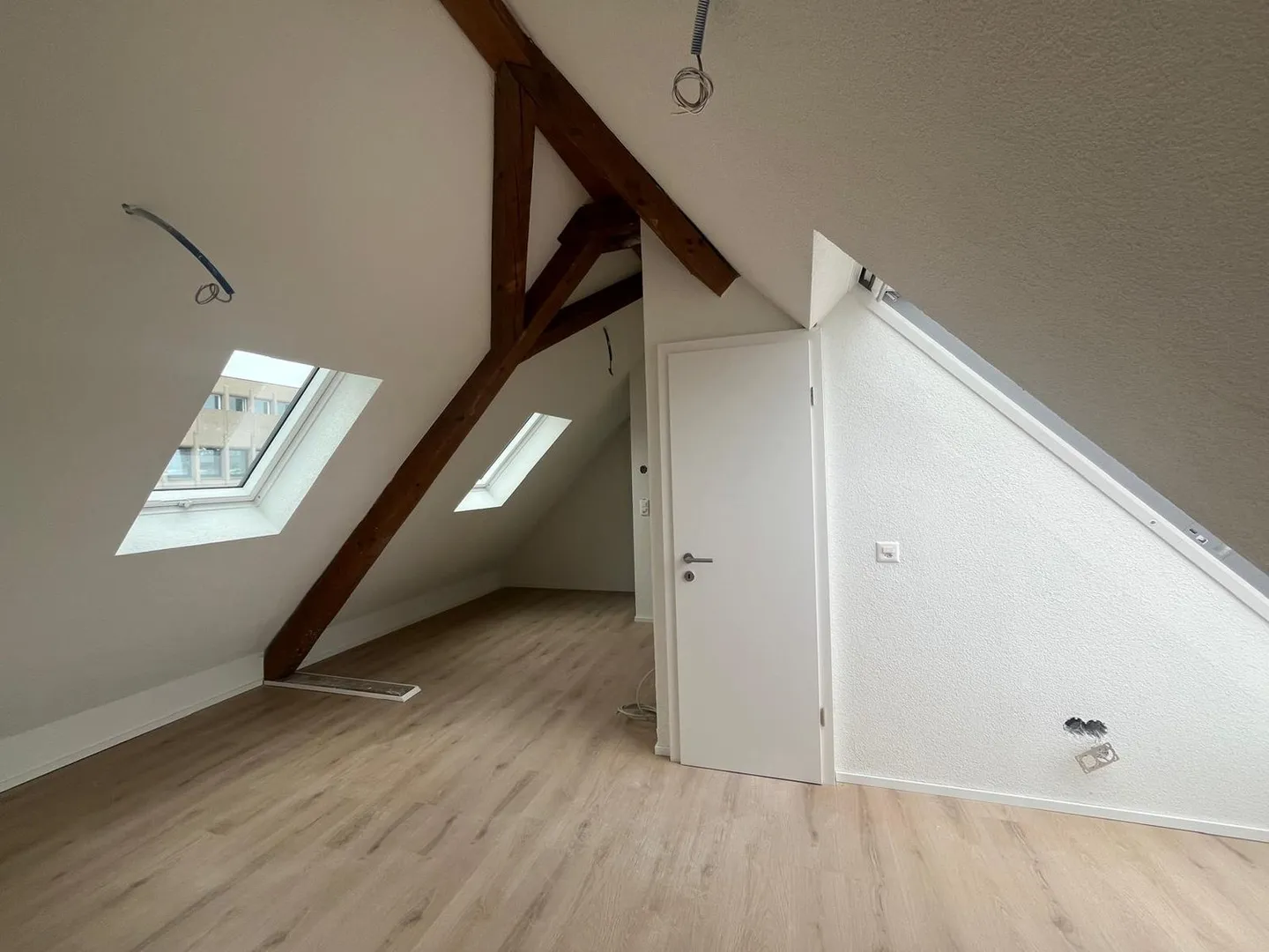 Charming 1-room attic apartment in the heart of Kreuzlingen - Photo 5 of 9