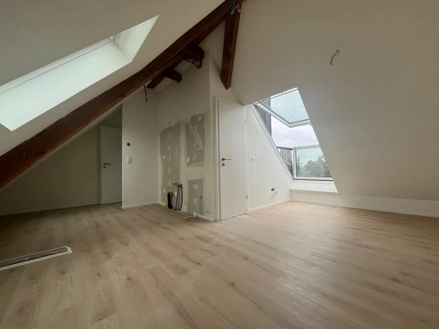 Charming 1-room attic apartment in the heart of Kreuzlingen - Photo 6 of 9