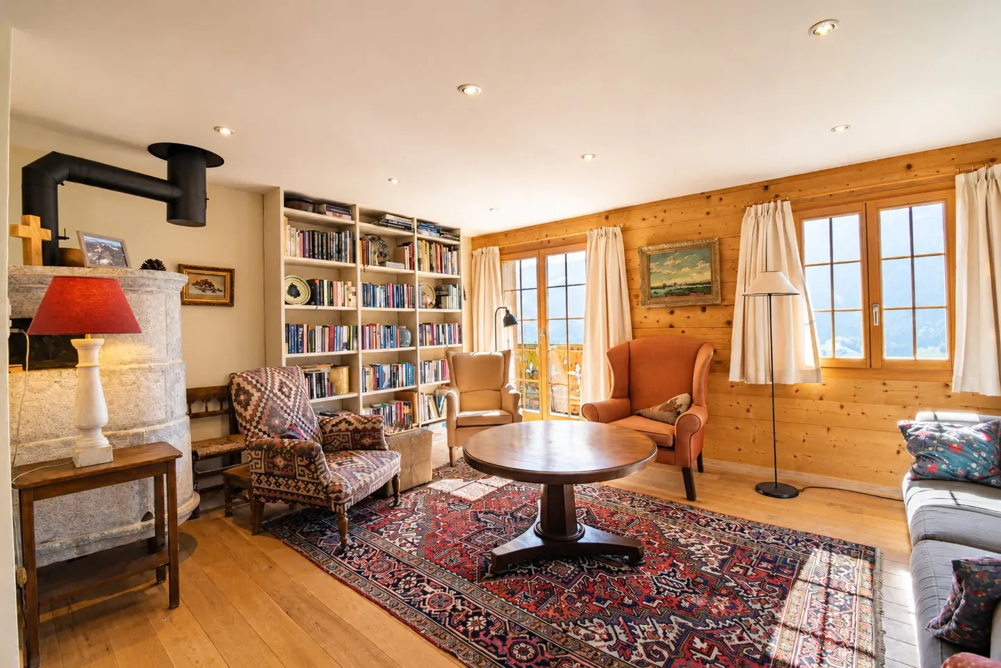 Chalet for sale - Photo 2 of 13
