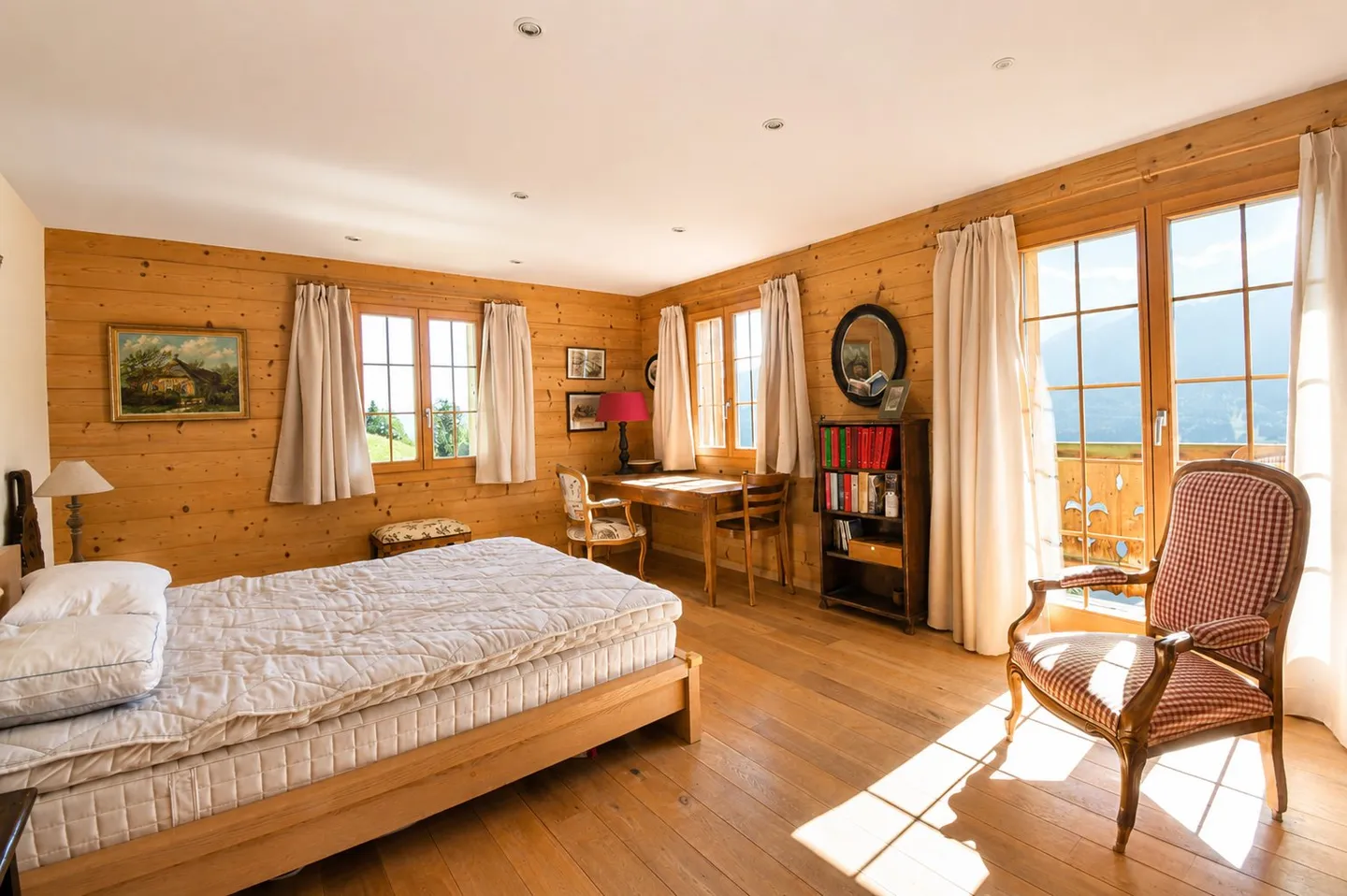 Chalet for sale - Photo 5 of 13