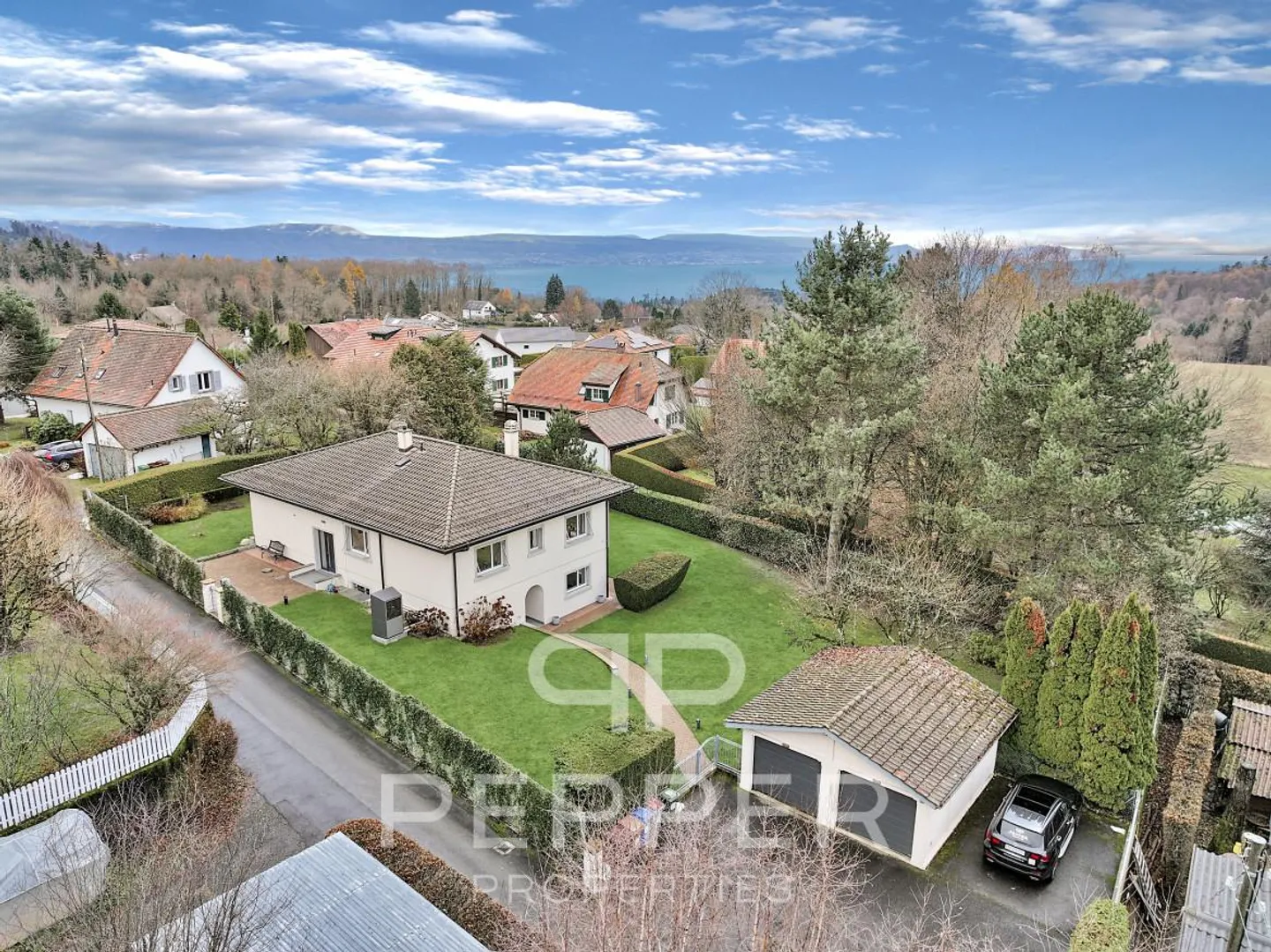 Villa for sale - Photo 1 of 13