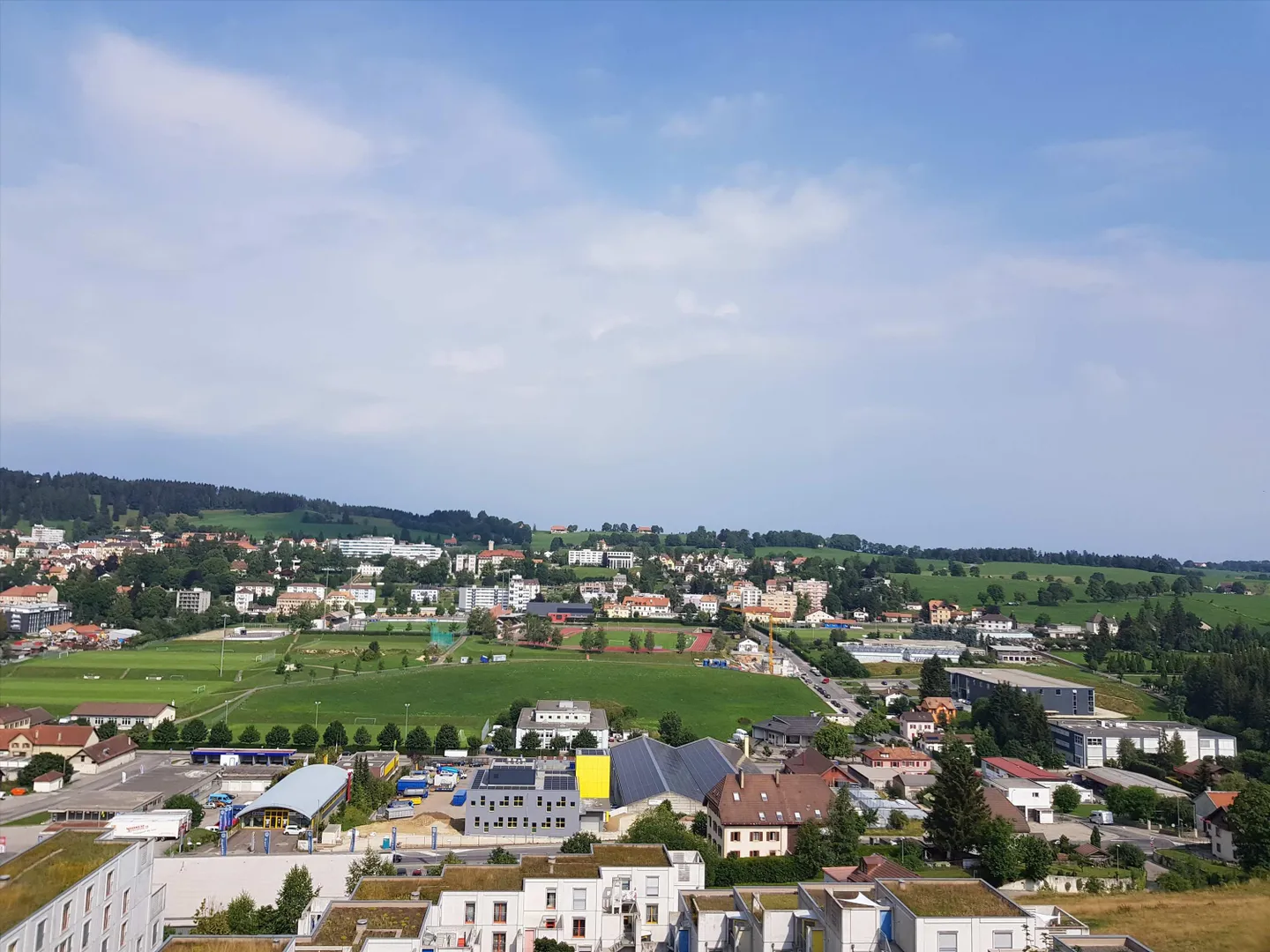 Deposito gratuito! Superbo appartamento di 3 stanze con vista - Foto 6 di 6