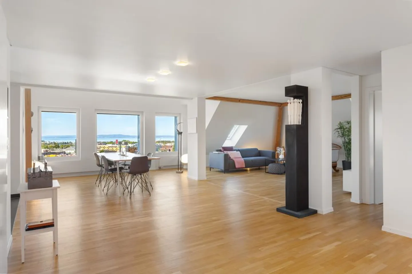 Loft Character Meets Lake Constance Panorama - Photo 3 of 10