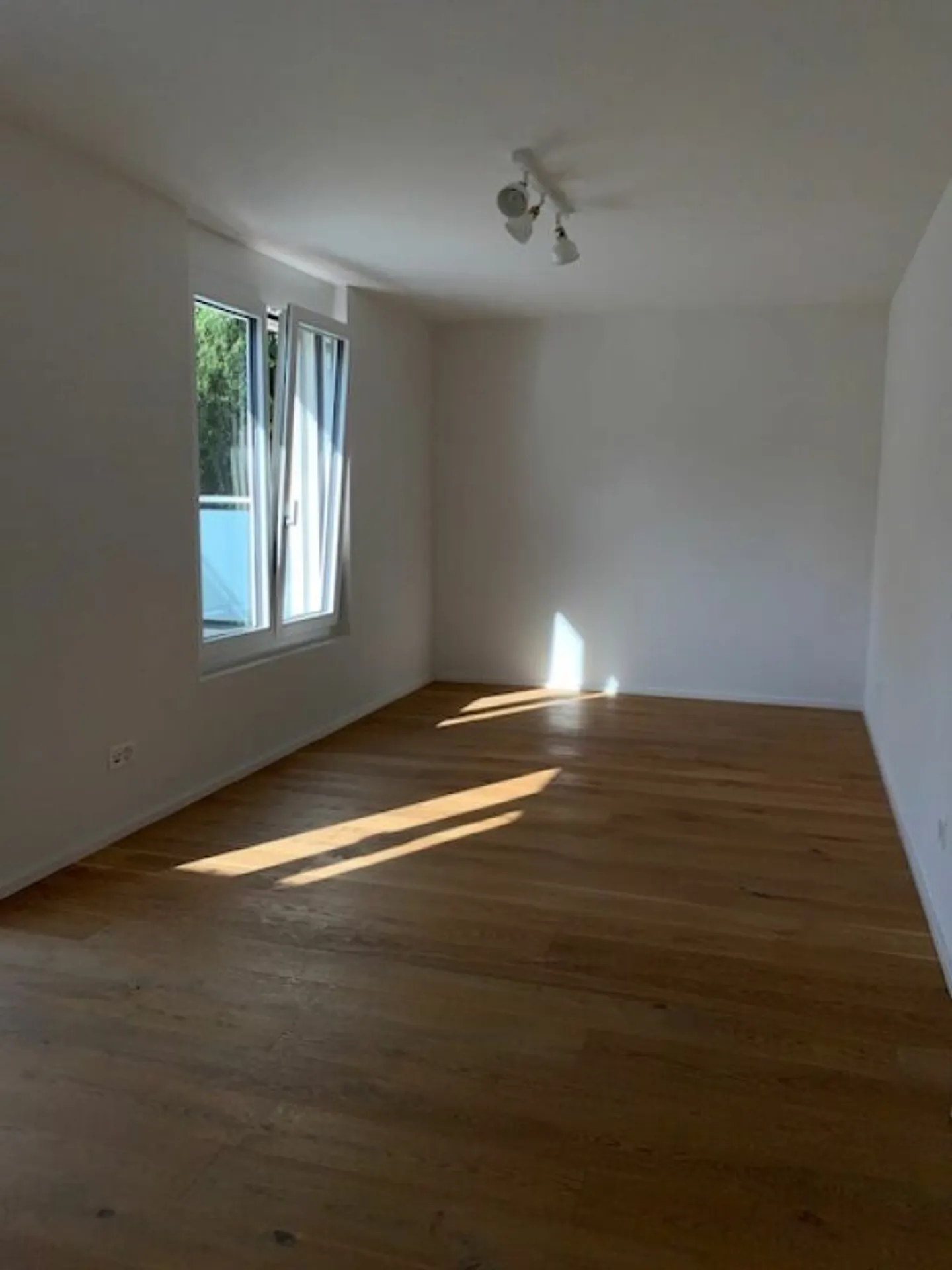 Maison double familiale avec jardin ! - Photo 3 sur 10