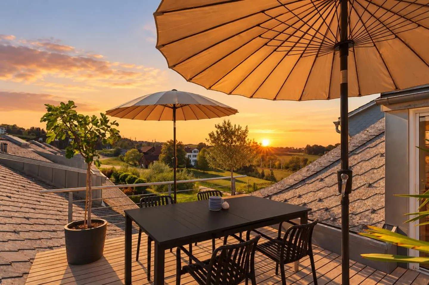 Loft Character Meets Lake Constance Panorama - Photo 8 of 10