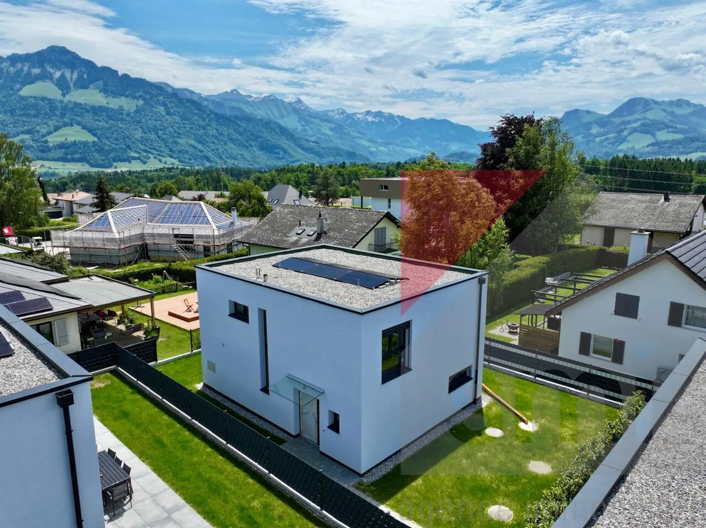 Einfamilienhaus kaufen - Foto 1 von 13