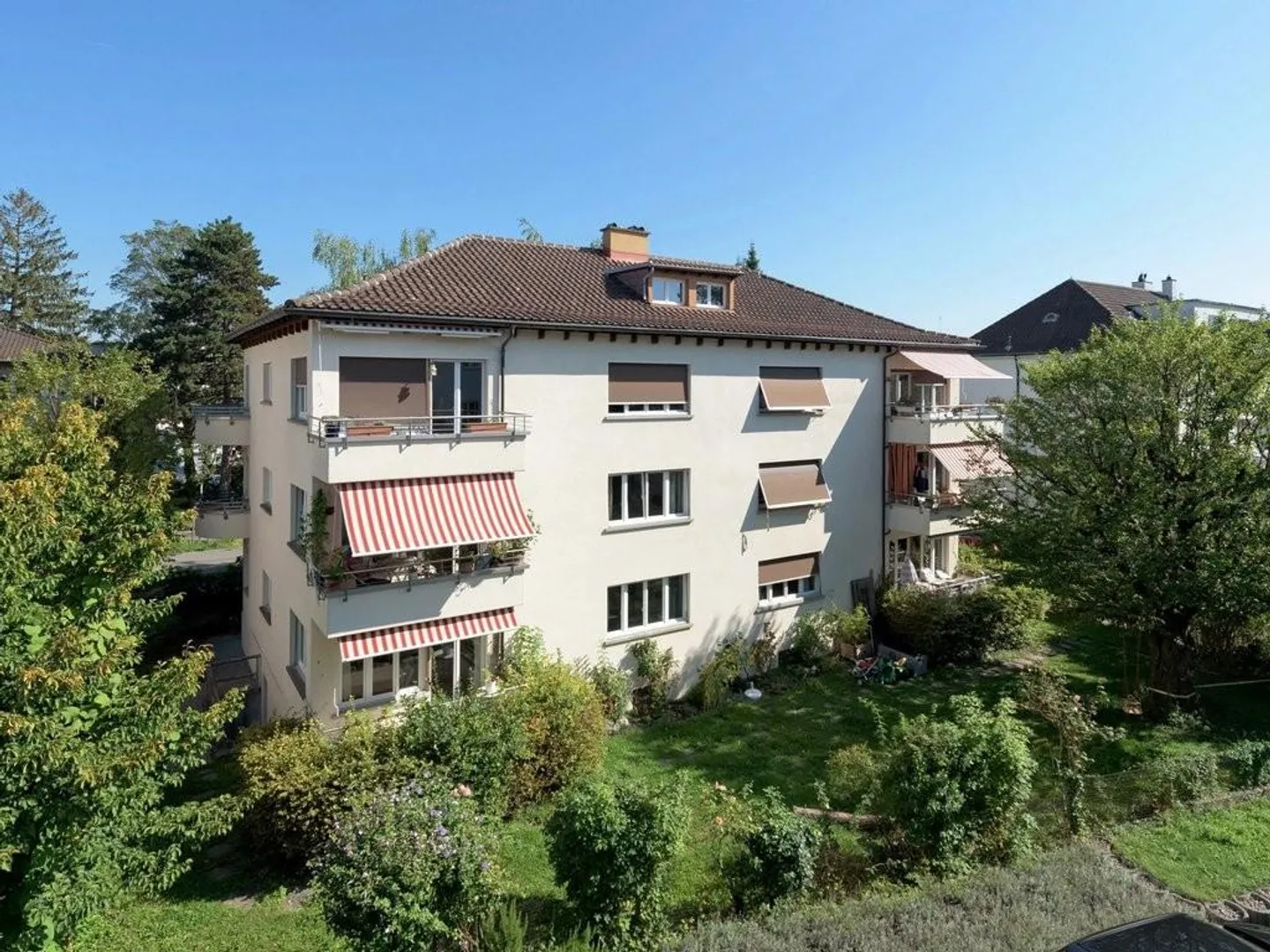 Zürich-Albisrieden, City & Nature! - Photo 1 of 7