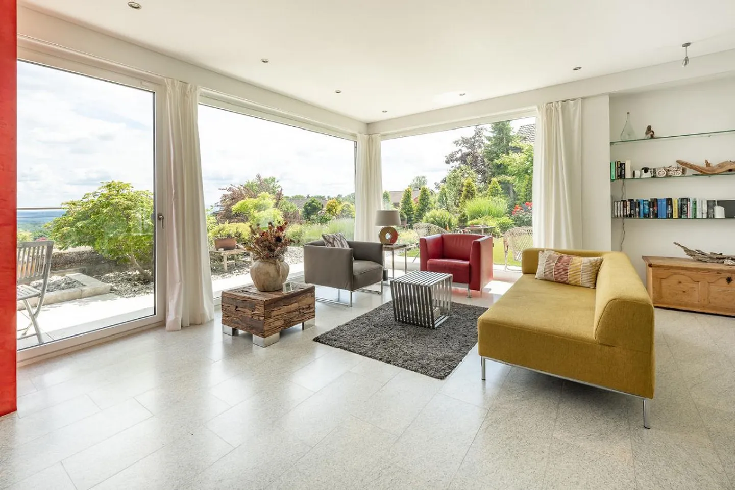 Exklusive Architekten-Villa mit Alpenblick - Foto 3 von 14