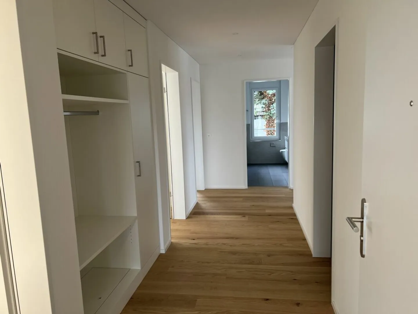 Appartamento in vendita - Foto 3 di 32