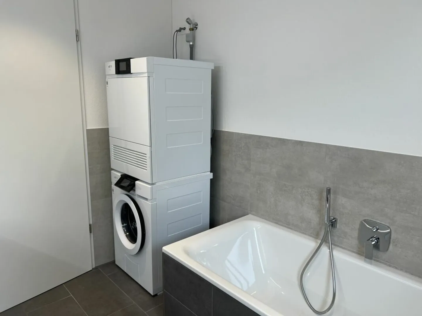 Appartamento in vendita - Foto 6 di 32