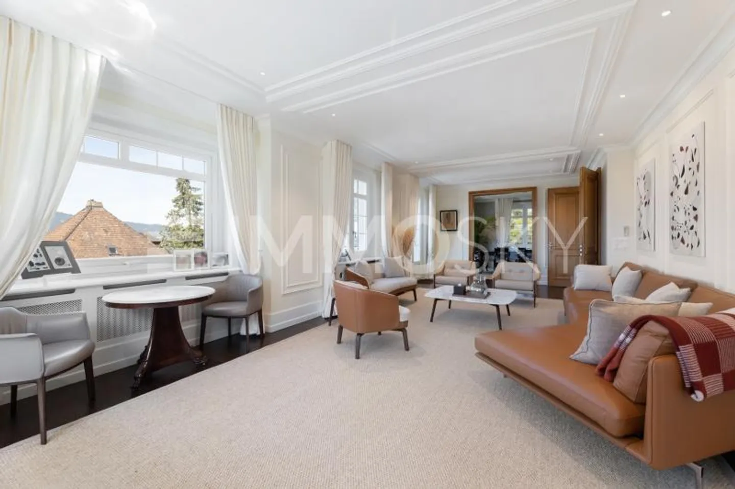 Jouet, extravagant et élégant - Photo 2 sur 7