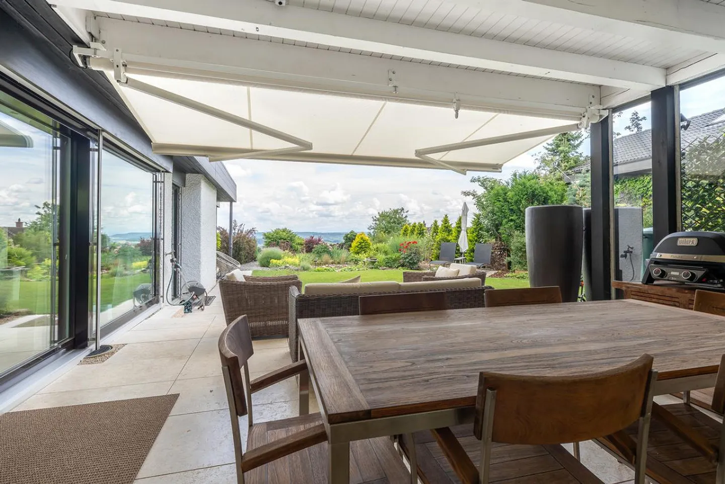 Exklusive Architekten-Villa mit Alpenblick - Foto 11 von 14