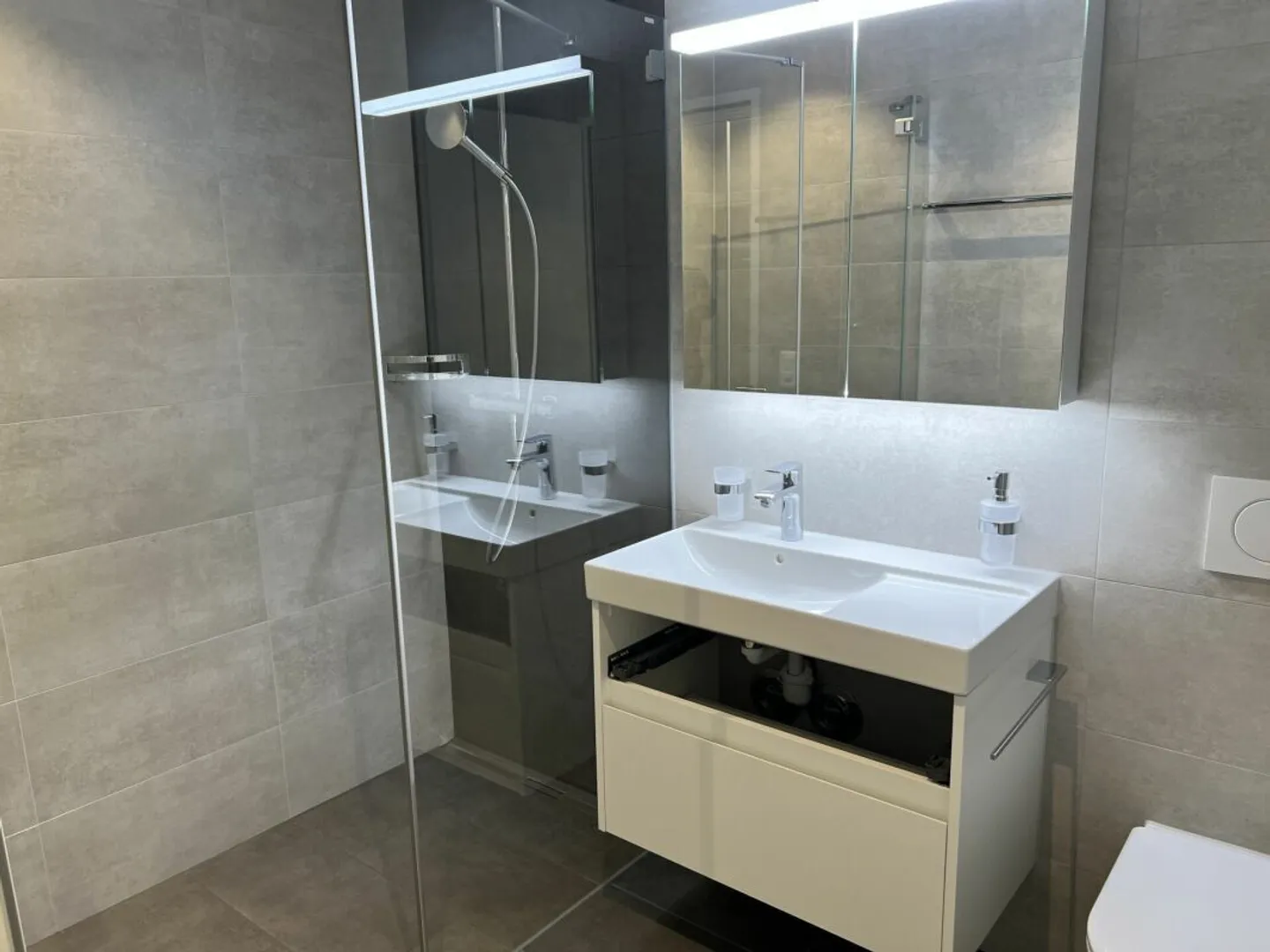 Appartamento in vendita - Foto 10 di 32