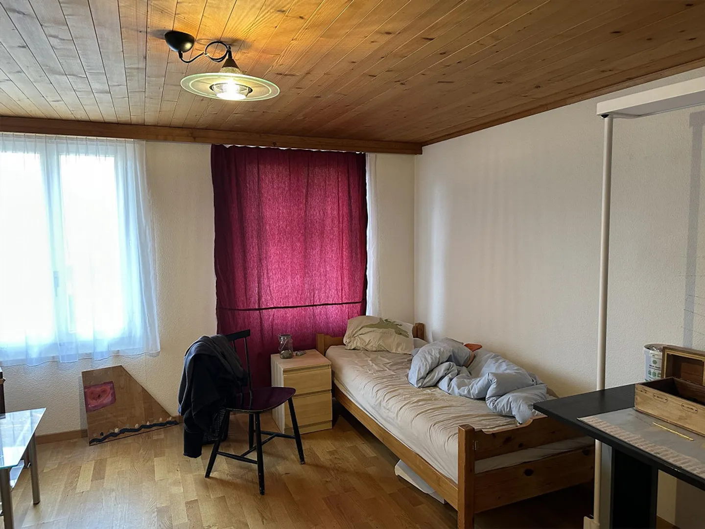 Appartement ancien avec caractère au cœur de Schwarzenburg - Photo 5 sur 9