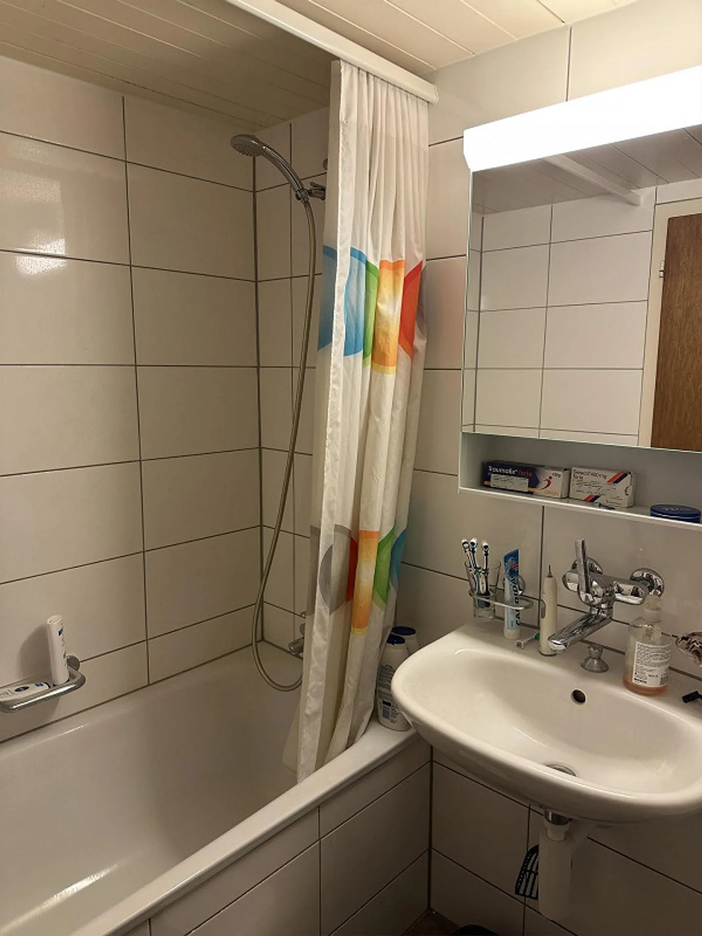 Appartement ancien avec caractère au cœur de Schwarzenburg - Photo 8 sur 9