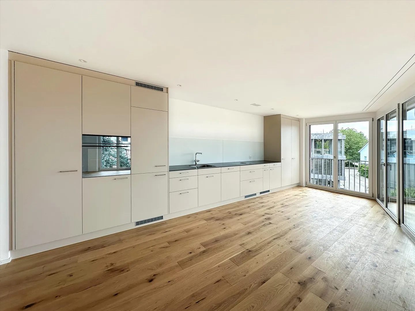 Appartement neuf attrayant dans un quartier calme ! - Photo 3 sur 10