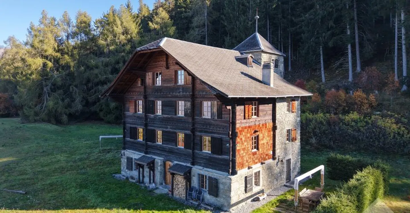 Chalet con vista alpina mozzafiato - Foto 1 di 11