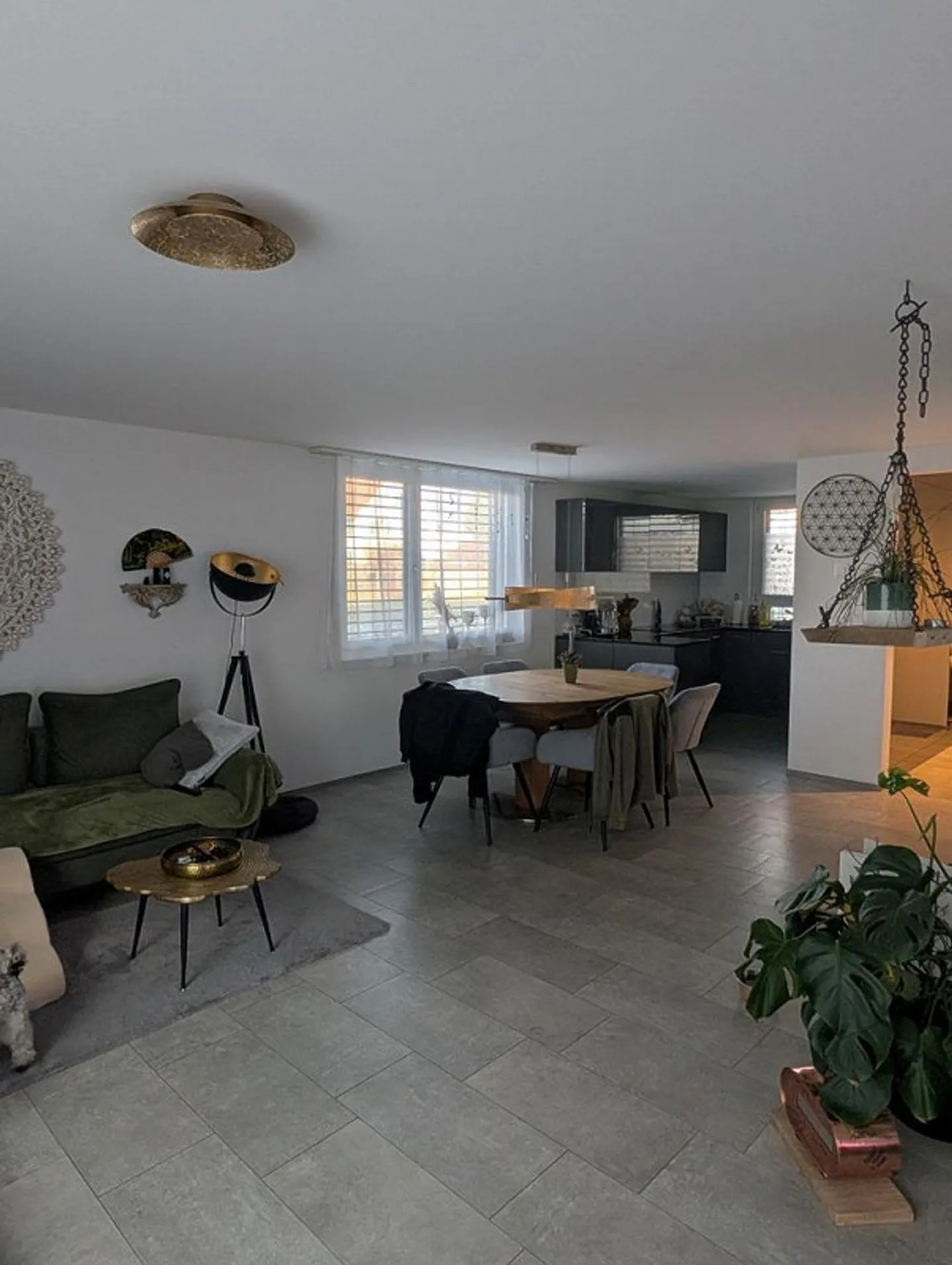 Light-Filled Single-Family Home in Embrach - Photo 4 of 12