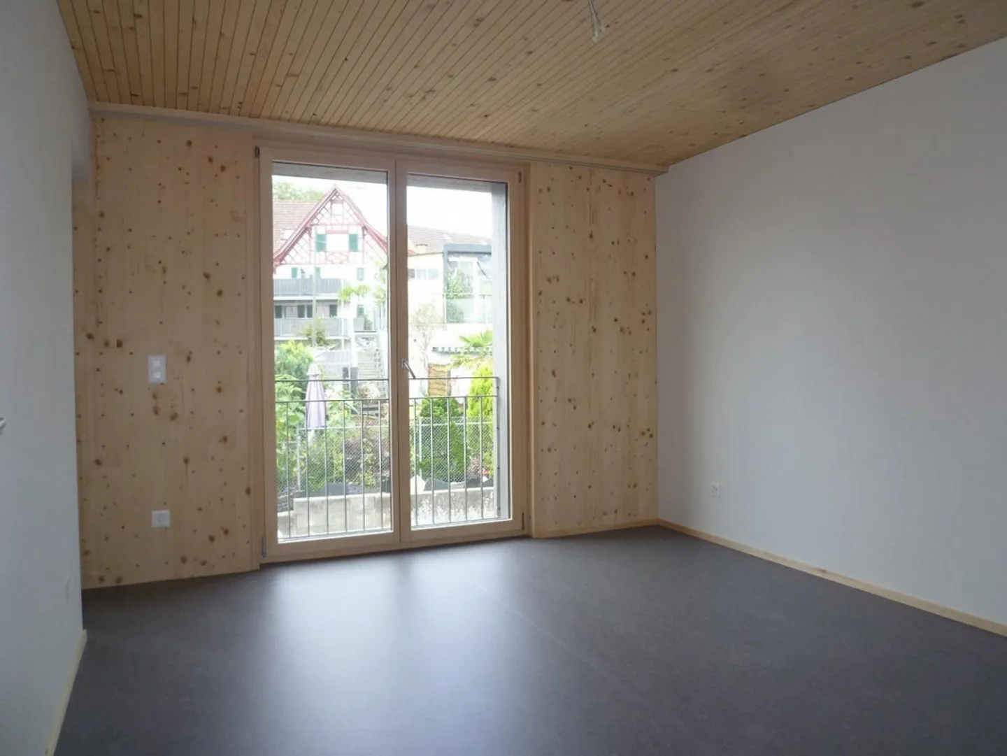 Appartamento esclusivo e moderno di 4,5 stanze con molti extra - Foto 7 di 14
