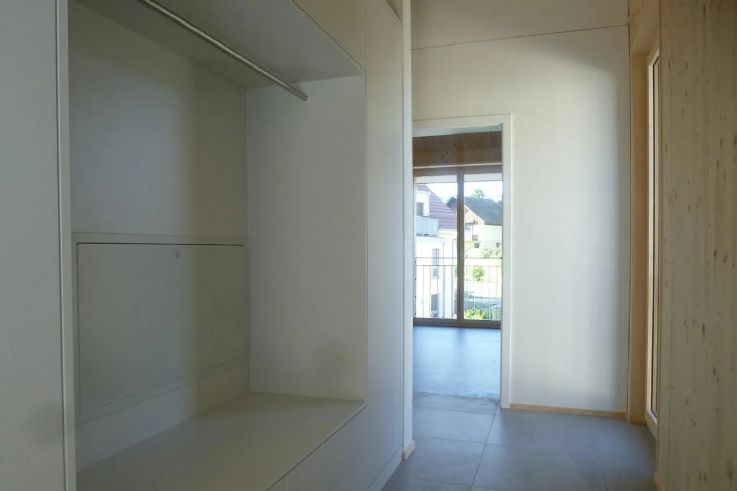 Appartamento esclusivo e moderno di 4,5 stanze con molti extra - Foto 11 di 14