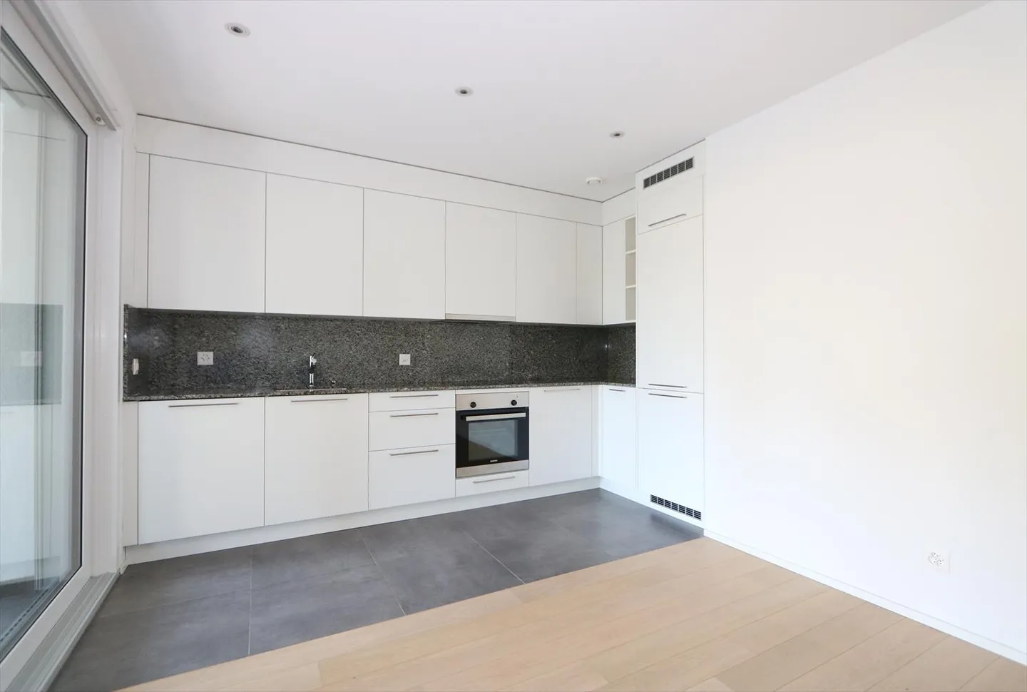 Appartement moderne de 4 pièces avec balcon à Chêne-Bourg - Photo 4 sur 17