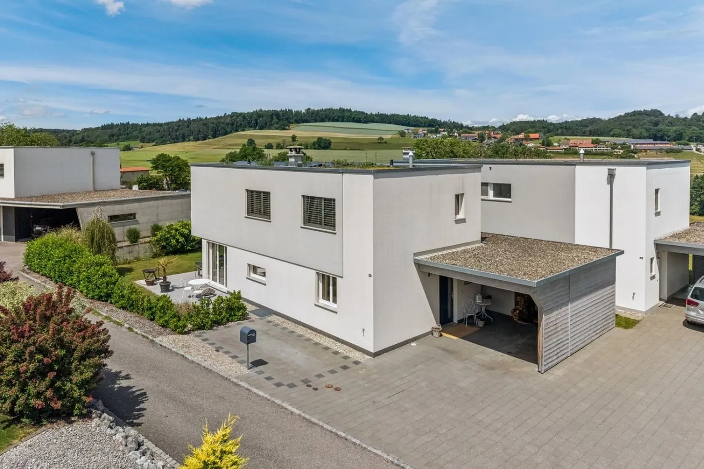 Elegance, comfort and quality of life in the heart of Formangueires - Photo 1 of 12