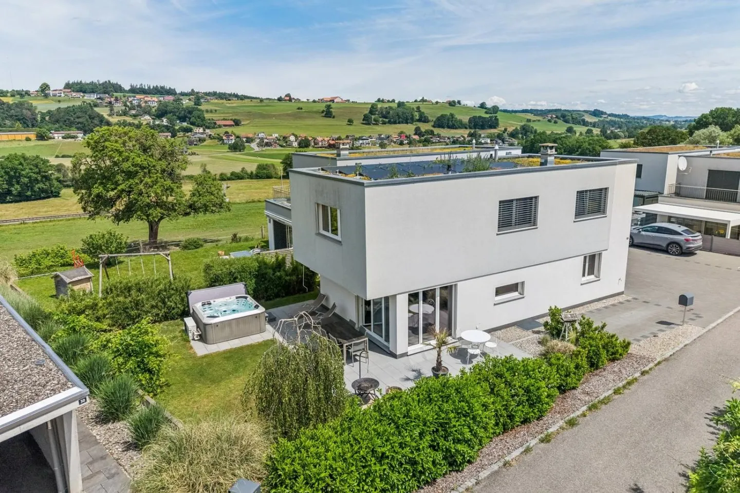 Elegance, comfort and quality of life in the heart of Formangueires - Photo 2 of 12