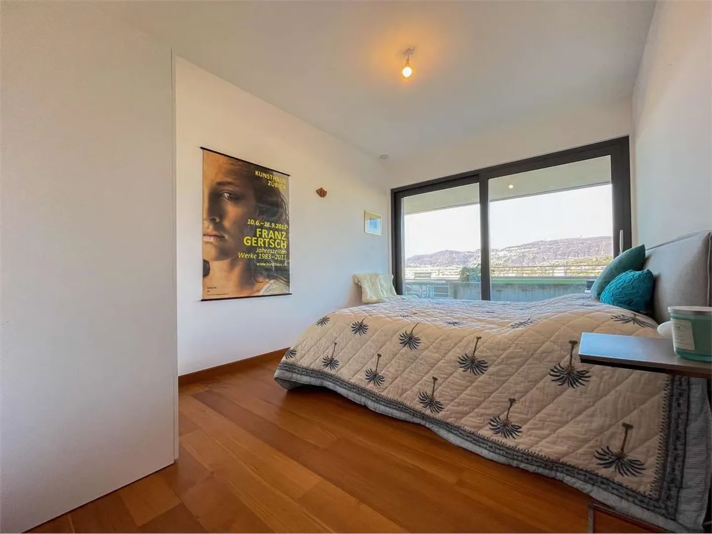 Lugano-Albonago - Elegante Appartamento 3.5 Locali con Giardino Privat - Foto 4 di 6