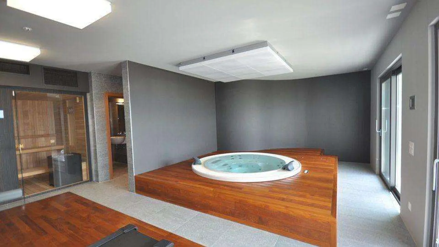 Lugano-Albonago - Elegante Appartamento 3.5 Locali con Giardino Privat - Foto 6 di 6