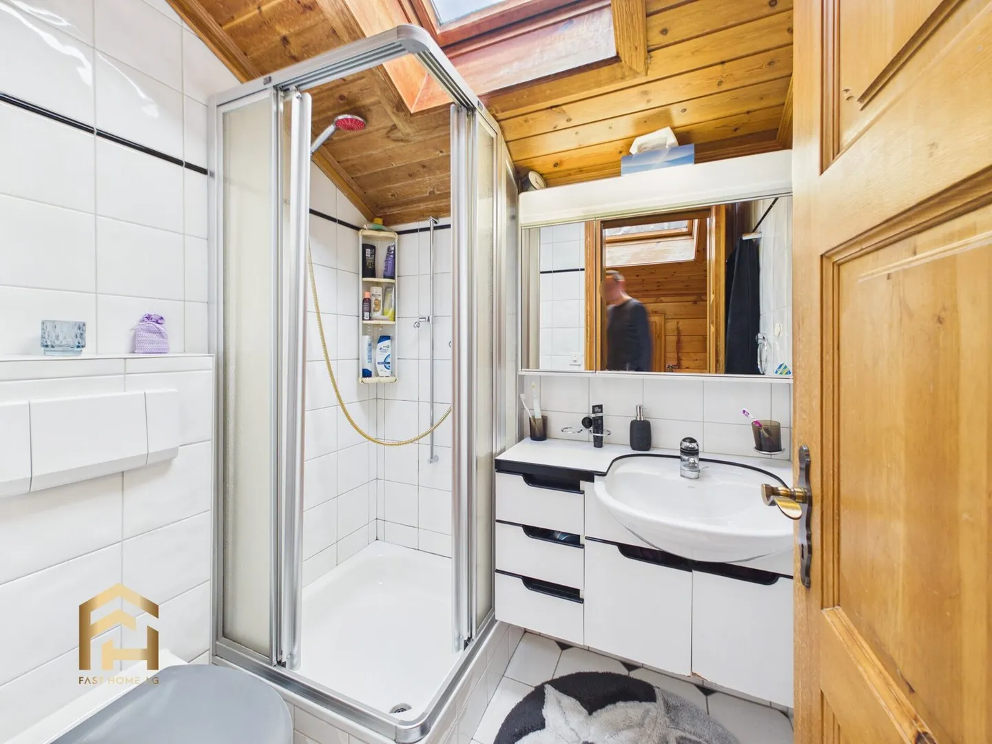 Appartement en duplex 4.5 rénové dans un emplacement attrayant à Herbriggen - Photo 11 sur 13