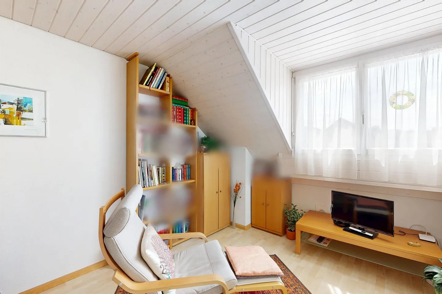 5.5-Room Corner House in Sunny Location - Photo 10 of 15
