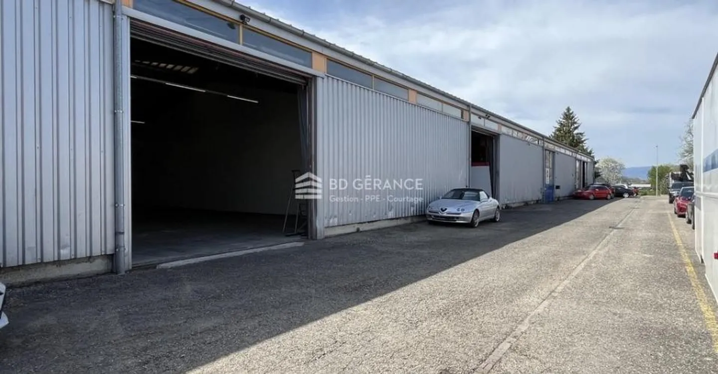 Espace industriel à louer - Photo 1 sur 4