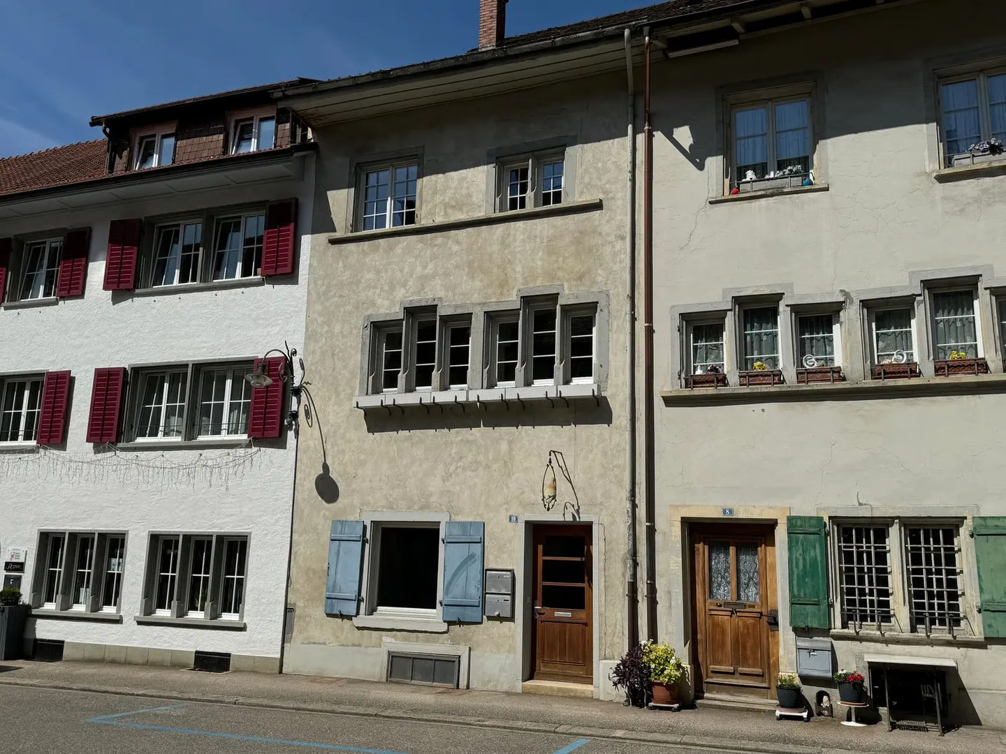 Maison de ville de 7,5 pièces avec détails historiques et de nombreuses possibilités d'utilisation - Photo 17 sur 18