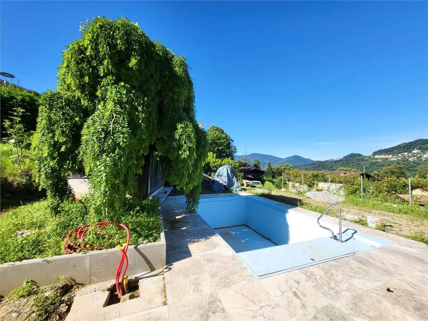 Casa di campagna esclusiva con piscina a Carabbia - Foto 8 di 8