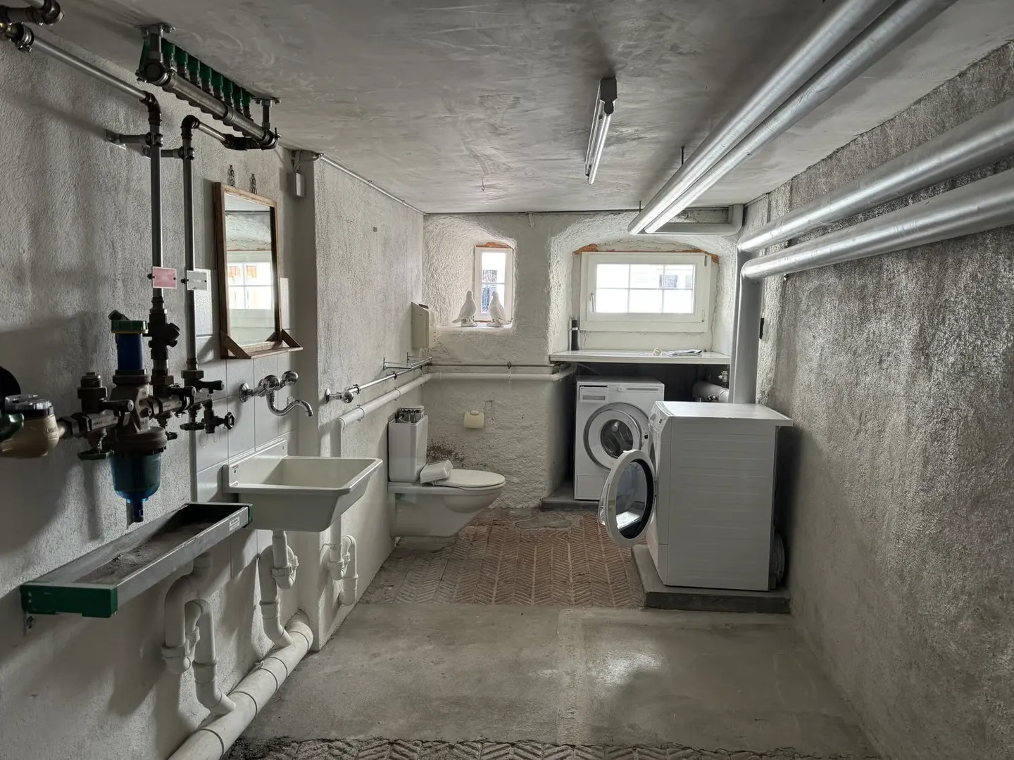 Maison de ville de 7,5 pièces avec détails historiques et de nombreuses possibilités d'utilisation - Photo 14 sur 18
