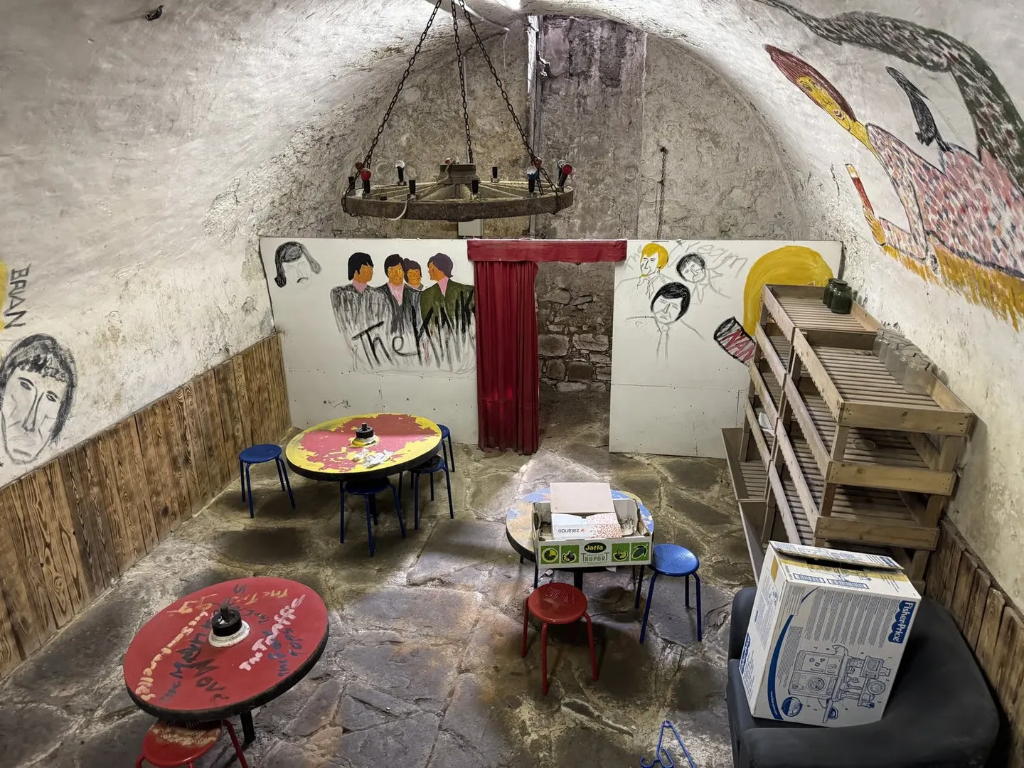 Maison de ville de 7,5 pièces avec détails historiques et de nombreuses possibilités d'utilisation - Photo 12 sur 18