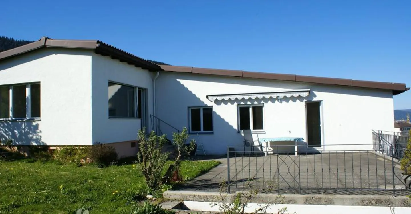 4.5-room house of approximately 126m2 with main apartment - Photo 7 of 12