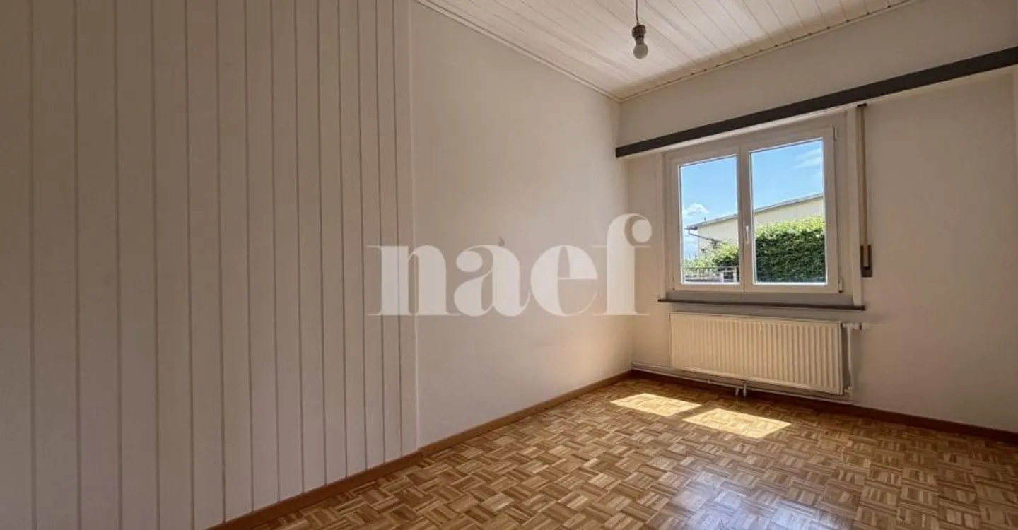 4.5-room house of approximately 126m2 with main apartment - Photo 10 of 12