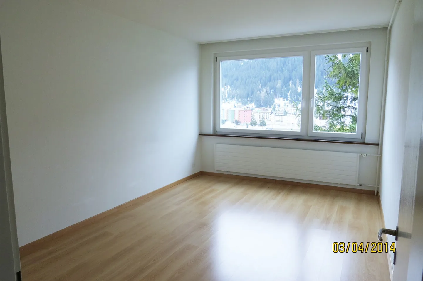 Appartamento 3 stanze 3° piano vicino alla pista di ghiaccio - Foto 7 di 10