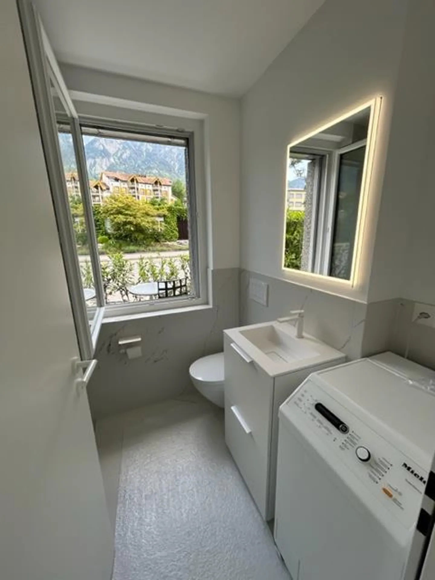 Appartement 2 pièces à Chur - vivre comme dans une maison individuelle - Photo 4 sur 5