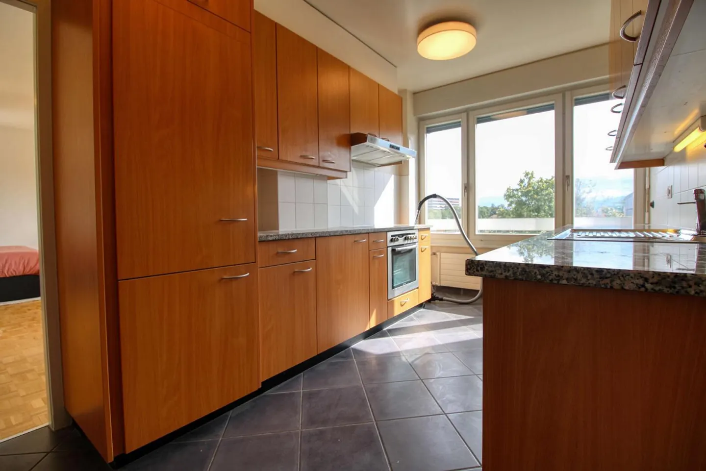 Modern Coliving Apartment in Geneva - Photo 6 of 18