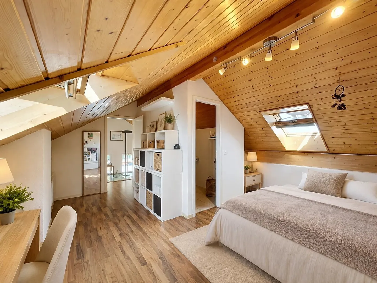 Bright duplex with generous volumes in the heart of Jorat - Photo 6 of 11