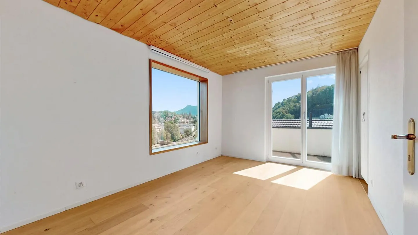 5.5-Room Single-Family House with Panorama and Garden in Lucerne - Photo 8 of 16