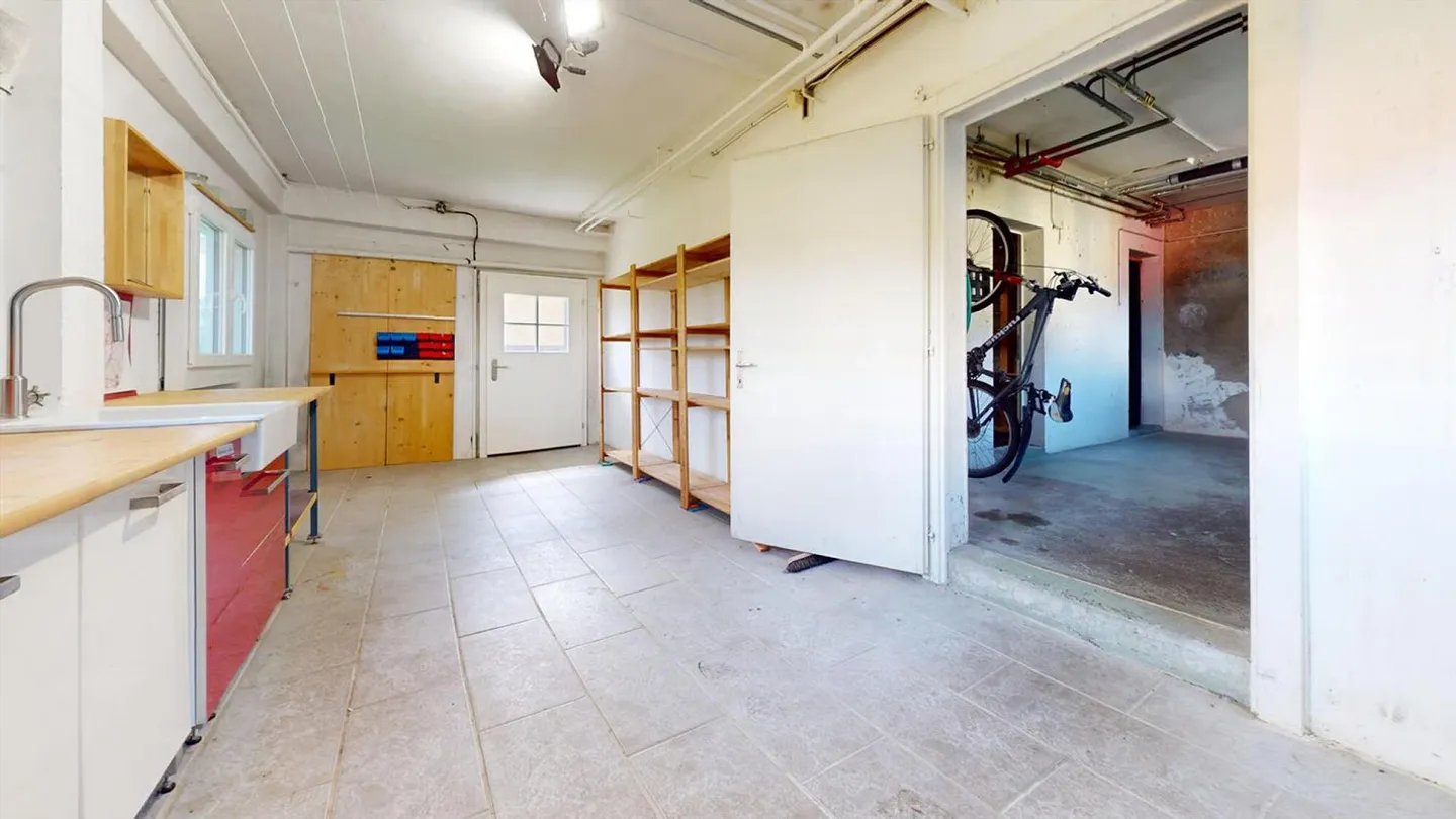 5.5-Room Single-Family House with Panorama and Garden in Lucerne - Photo 11 of 16