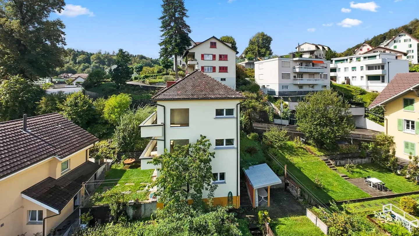 5.5-Room Single-Family House with Panorama and Garden in Lucerne - Photo 15 of 16