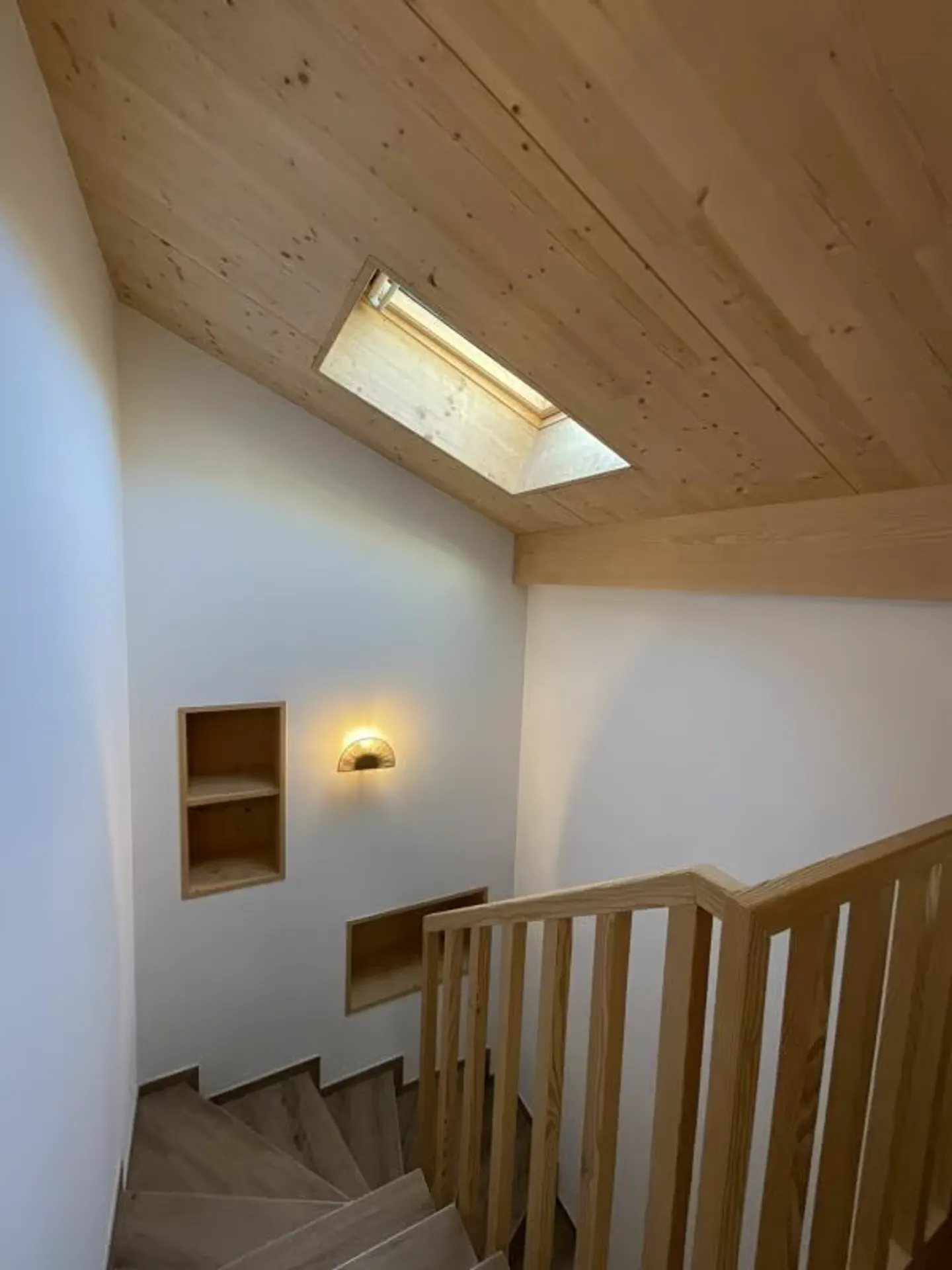 5.5-room apartment in the Medieval Village of Saillon - Photo 24 of 29