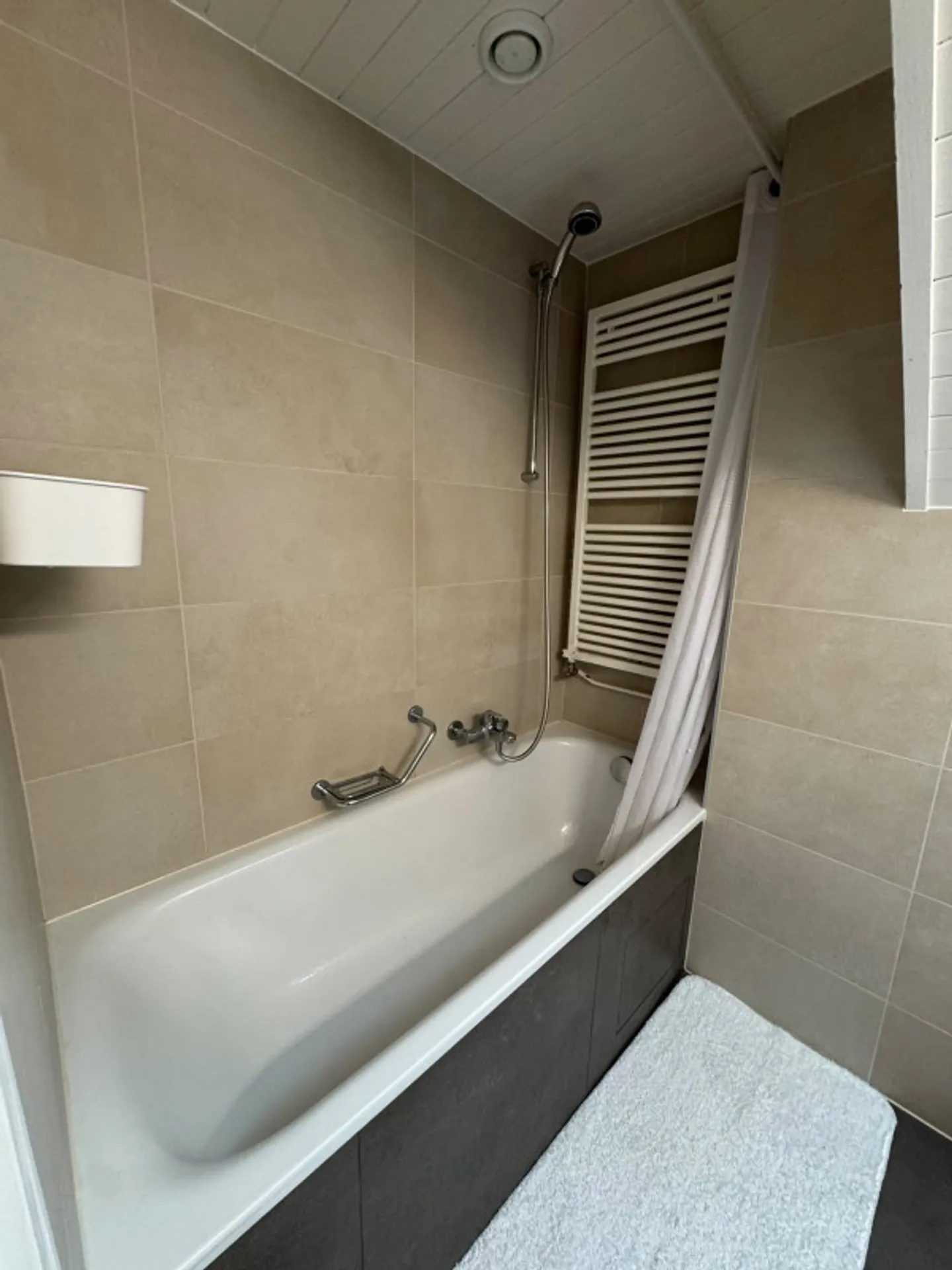 Charmant Appartement à Lancy - Photo 7 sur 9