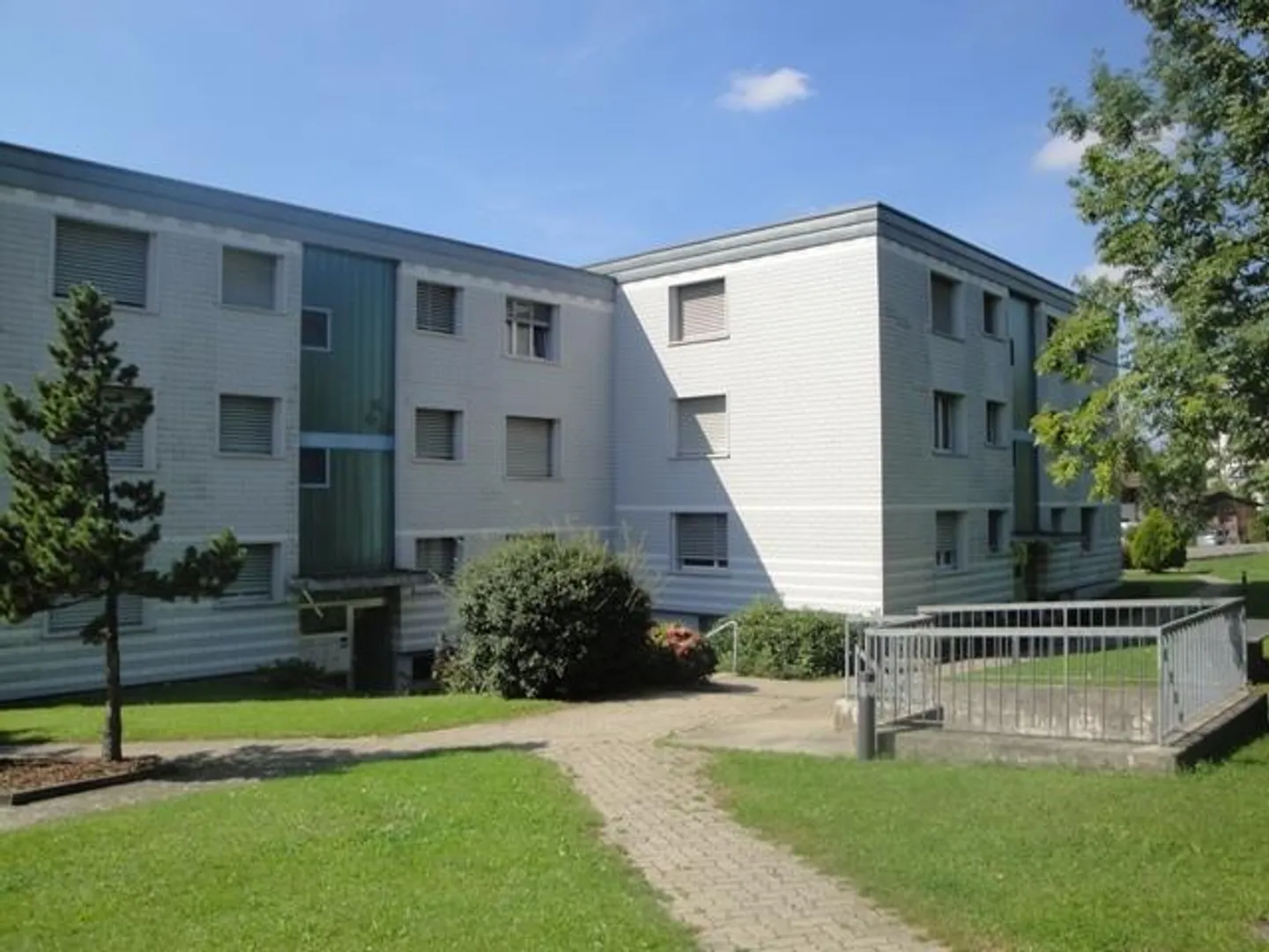 Appartement 2.5 pièces au 2ème étage - Photo 1 sur 5