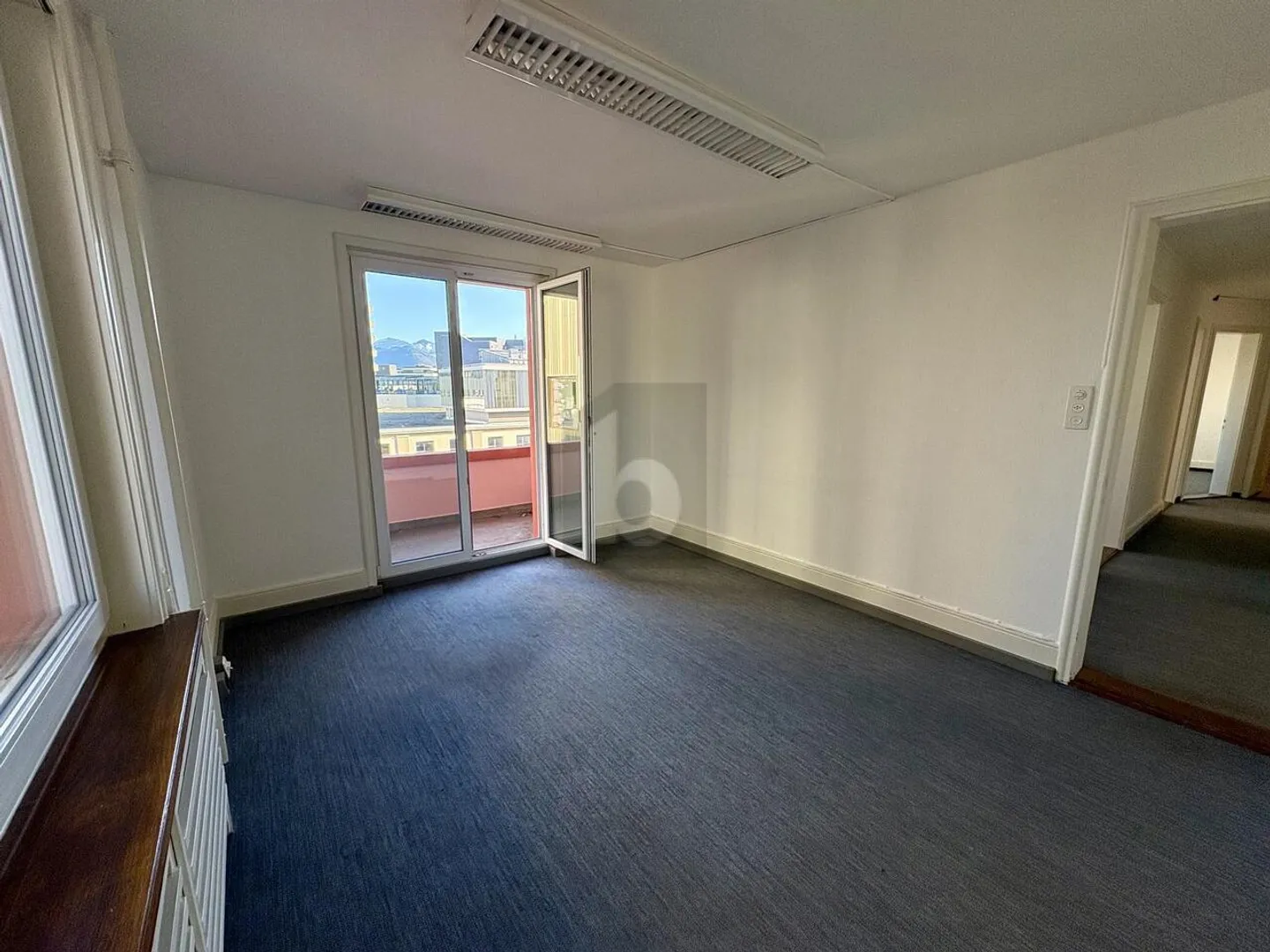 Charmante Wohnung mit Balkon - Foto 3 von 6